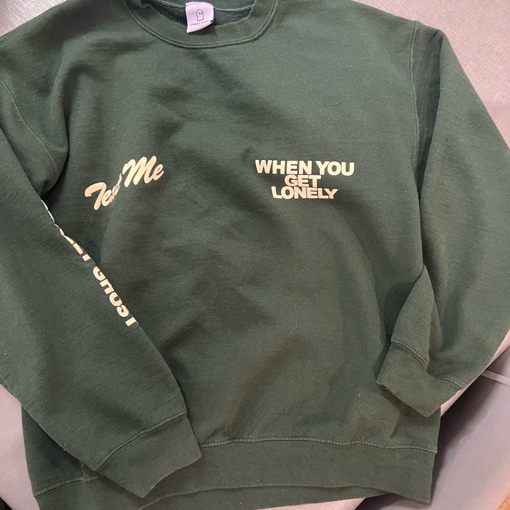 LONELY GHOST Green Crewneck Sweatshirt with Text Embroidery